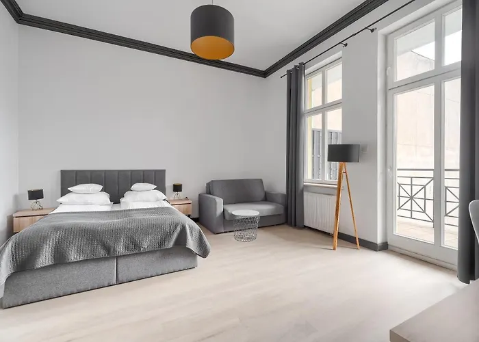 Platinum Aparthotel 4*