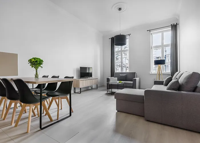 Platinum Aparthotel 4*