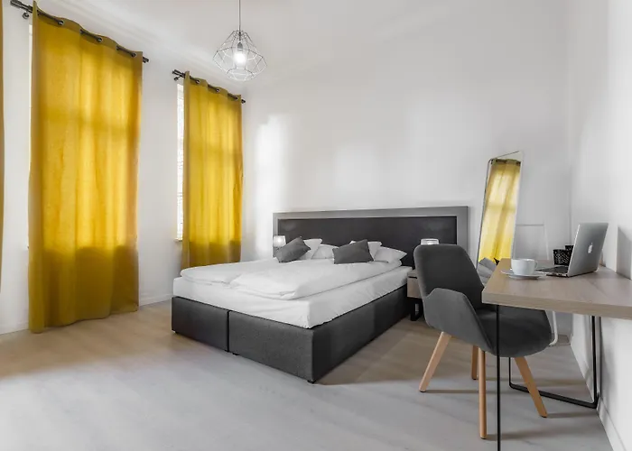 Platinum Apartahotel 4*